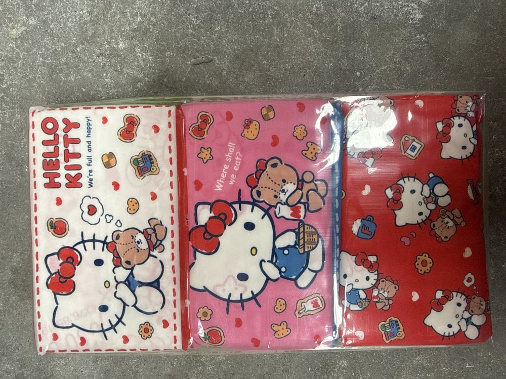 图片 Hello Kitty图案携带式式纸巾包 6包入   环保印刷 可水溶降解